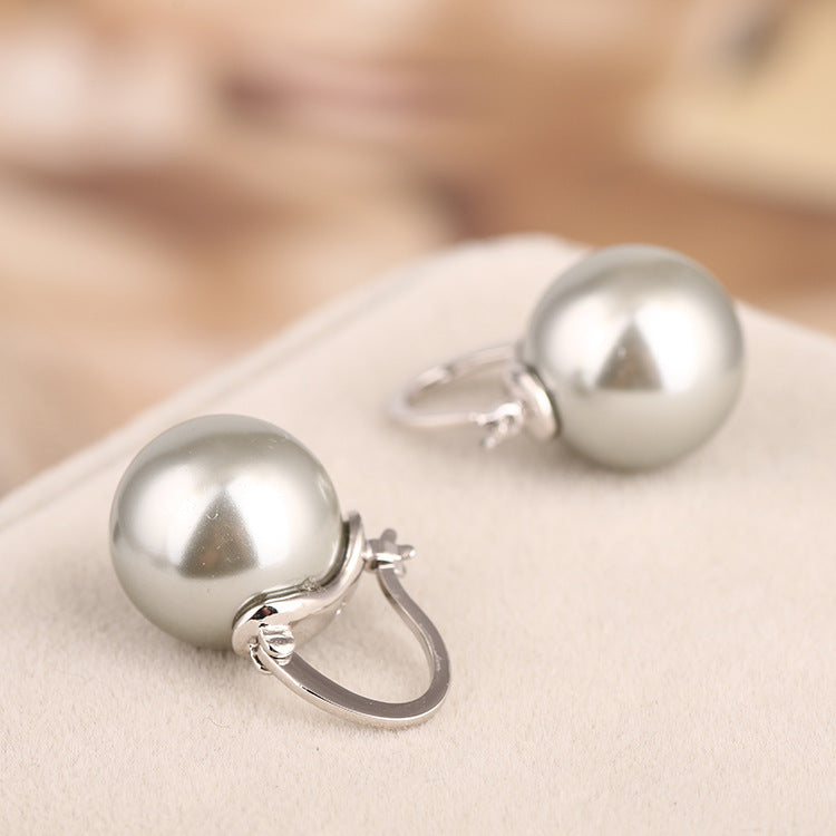 Pearl Ear Hoop Earring