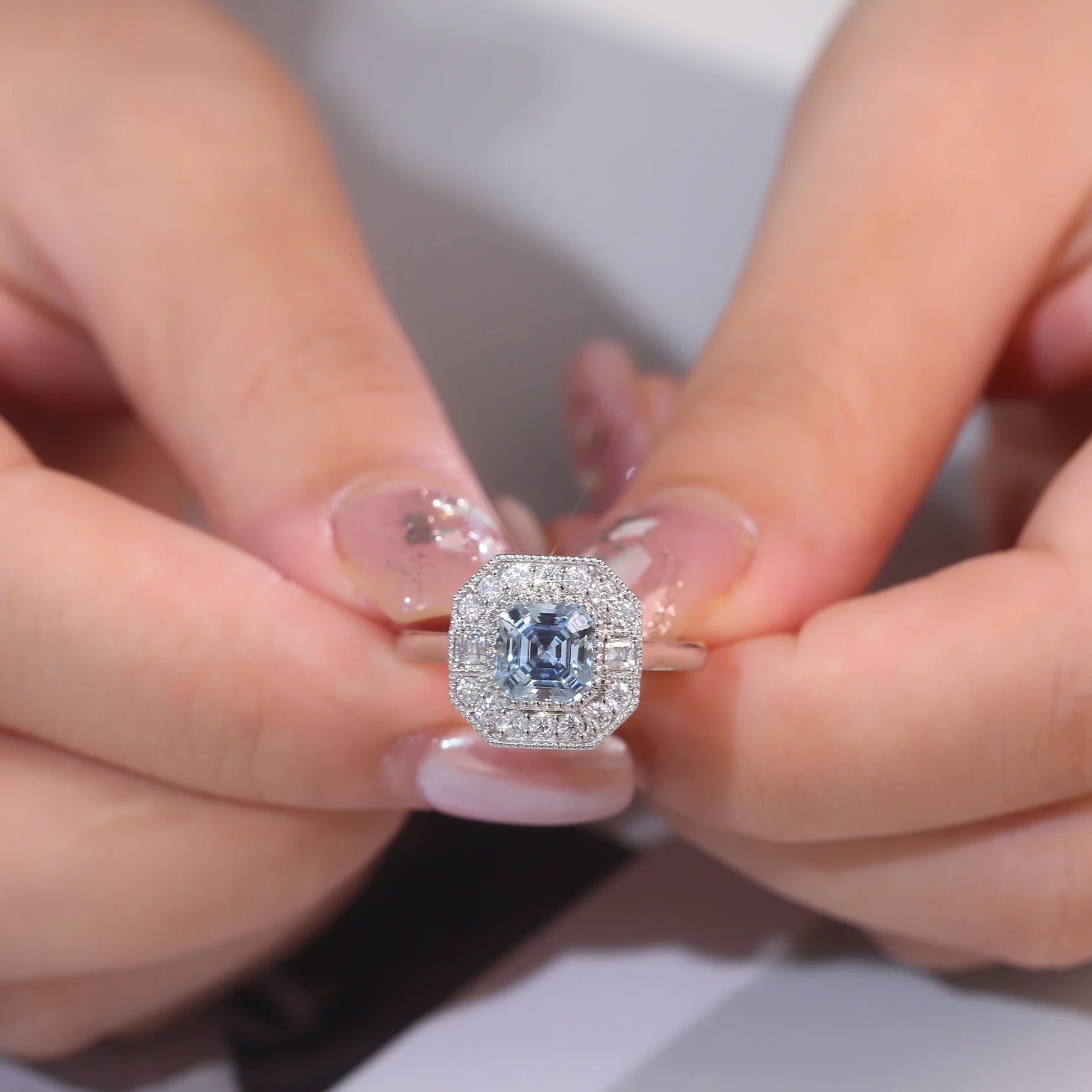 2CT ASSCHER BLUE SAPPHIRE RING