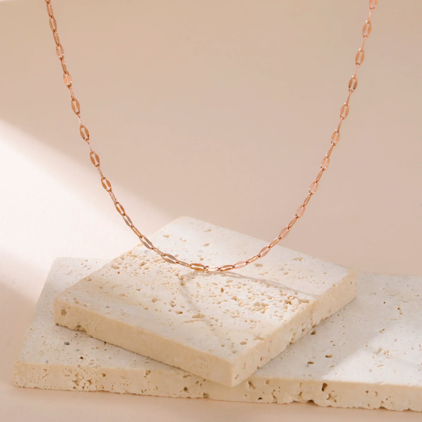GOLD LIP CHAIN NECKLACES (5PCS)