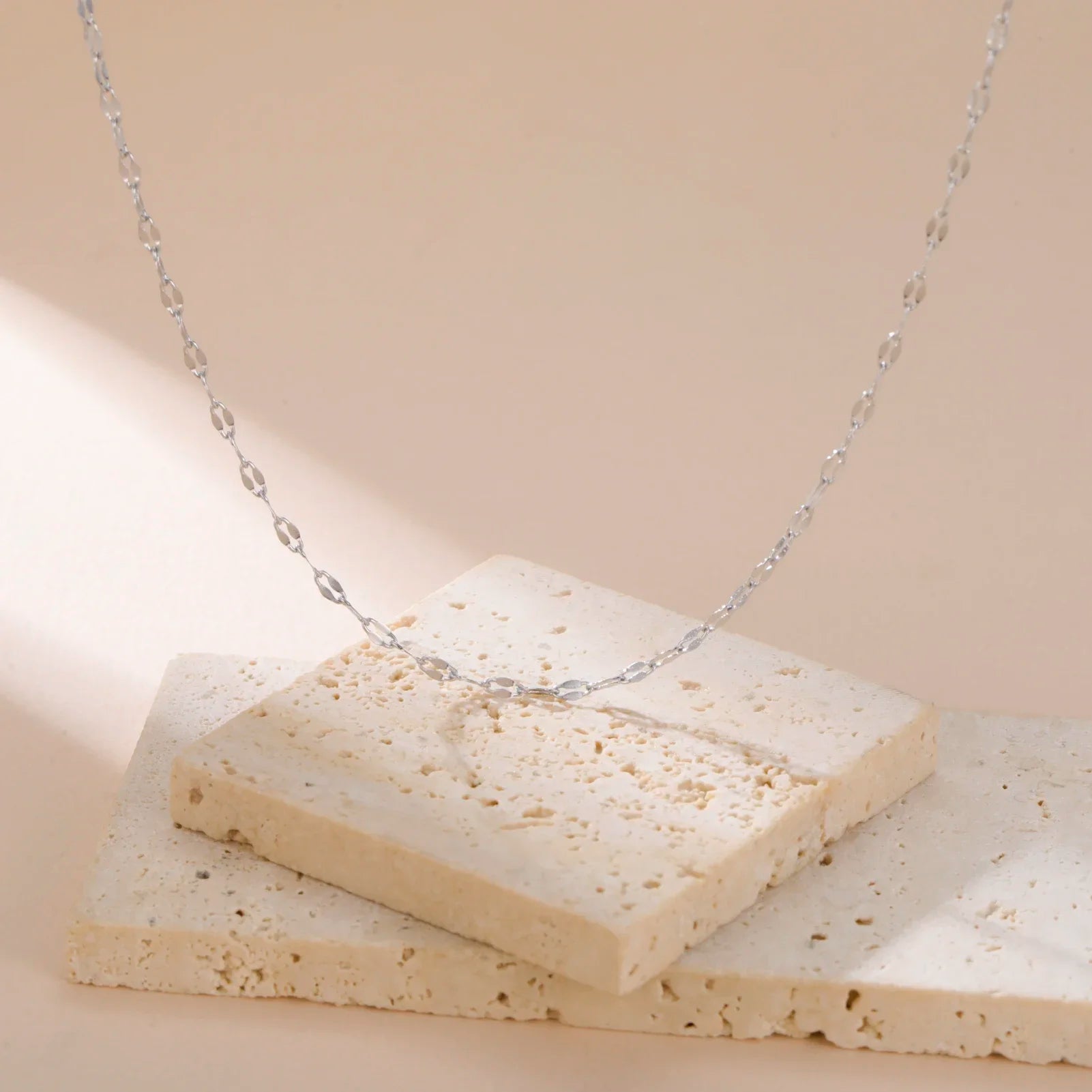 GOLD LIP CHAIN NECKLACES (5PCS)
