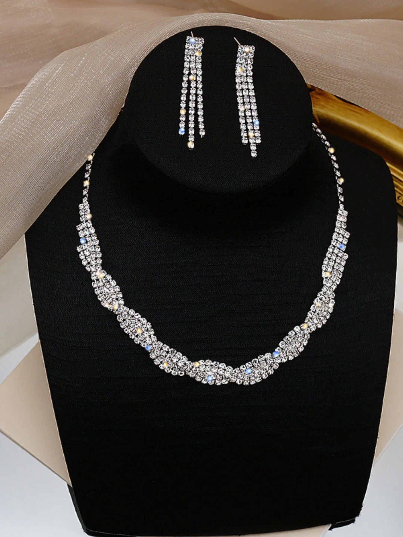 4-piece jewelry set