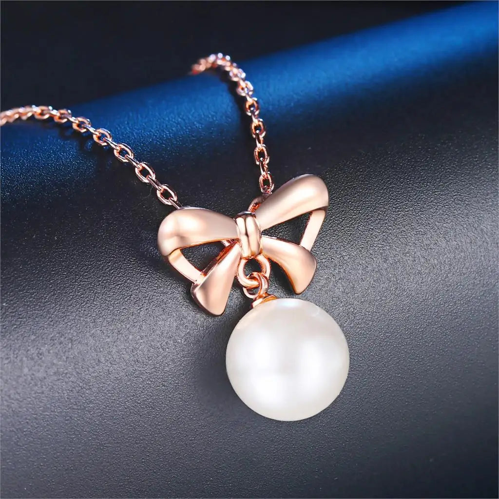 BOW PEARL PENDANT NECKLACE