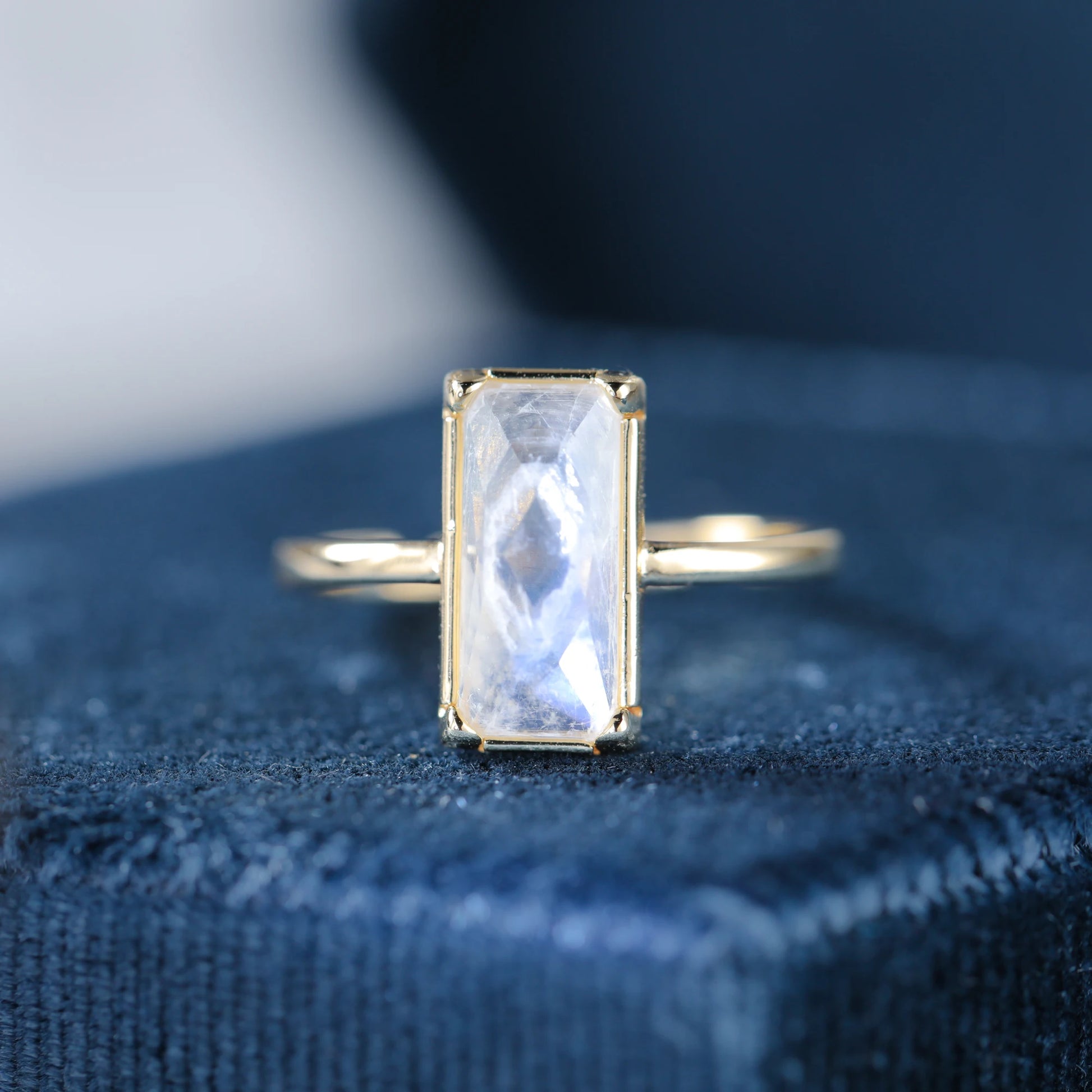 MOONSTONE SILVER  RING