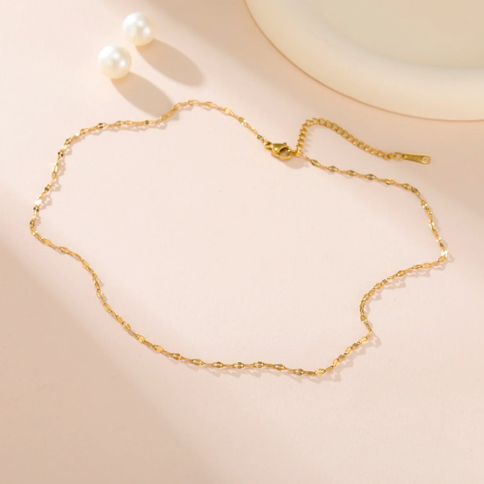 GOLD LIP CHAIN NECKLACES (5PCS)