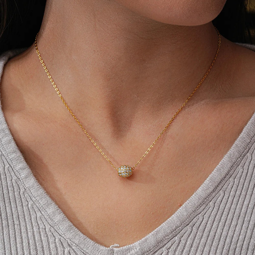 MOISSANITE GOLD PENDANT NECKLACE