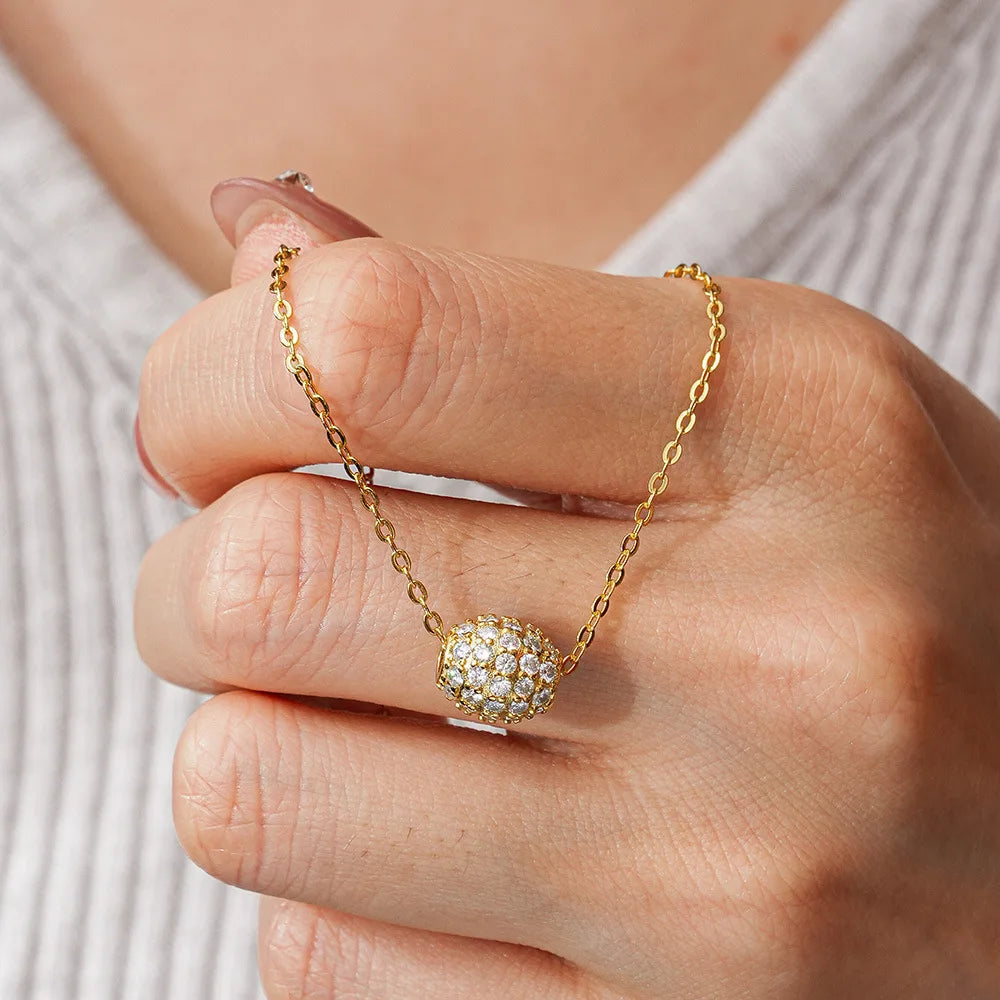 MOISSANITE GOLD PENDANT NECKLACE