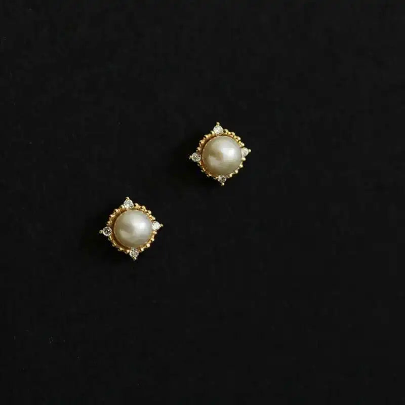 9K GOLD PEARL STUD EARRINGS