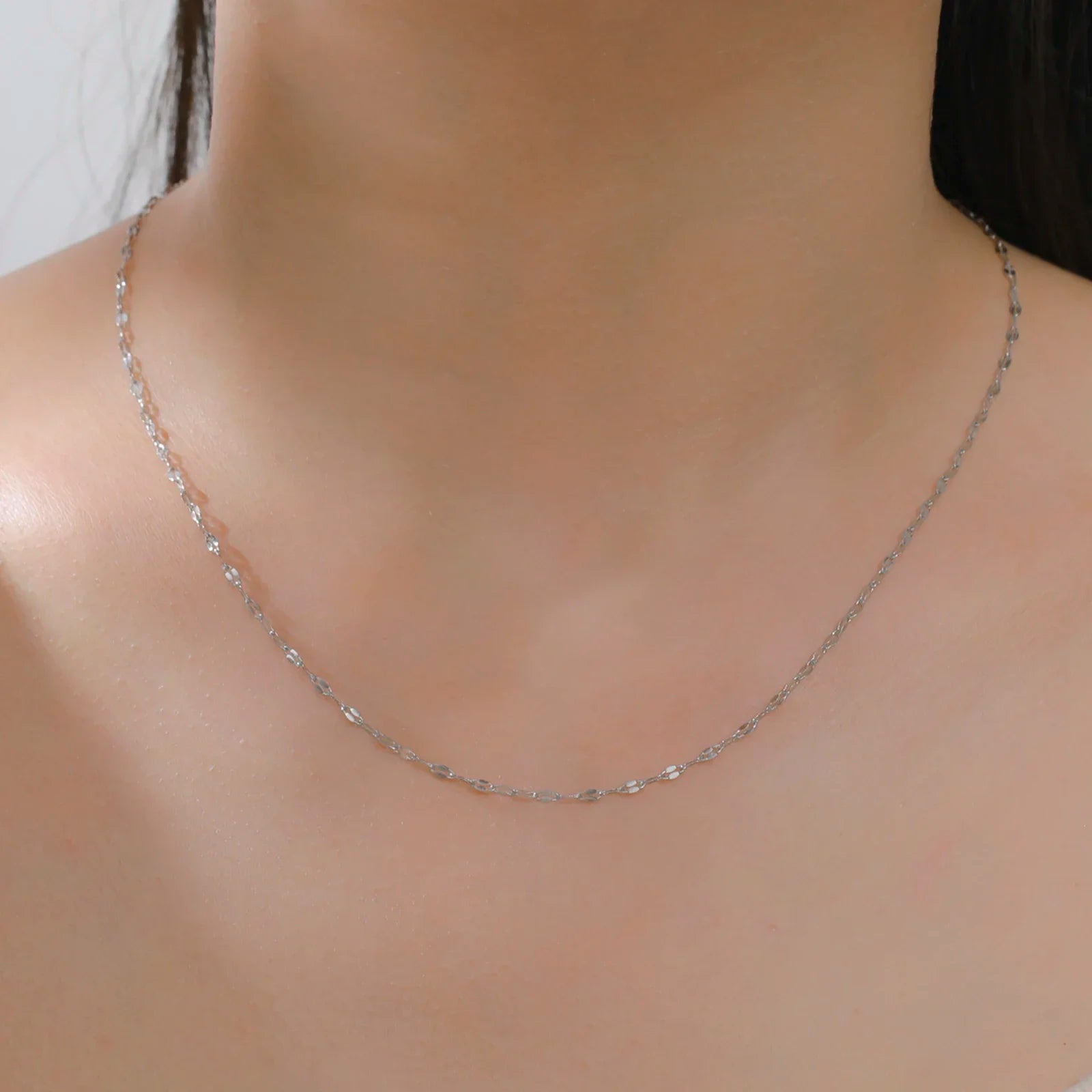 GOLD LIP CHAIN NECKLACES (5PCS)