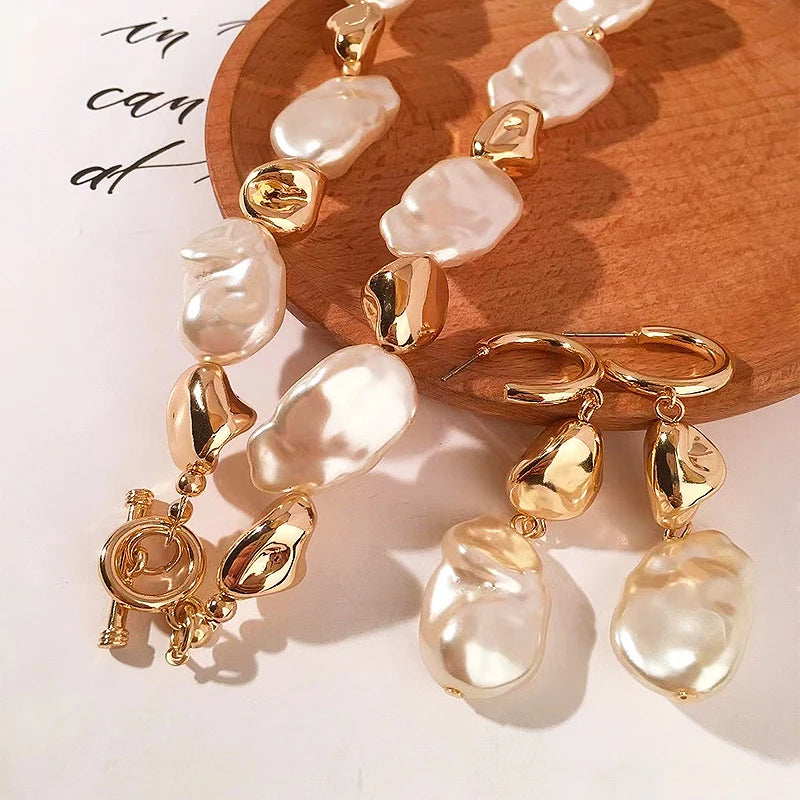 Classic Vintage Baroque Pearl Set