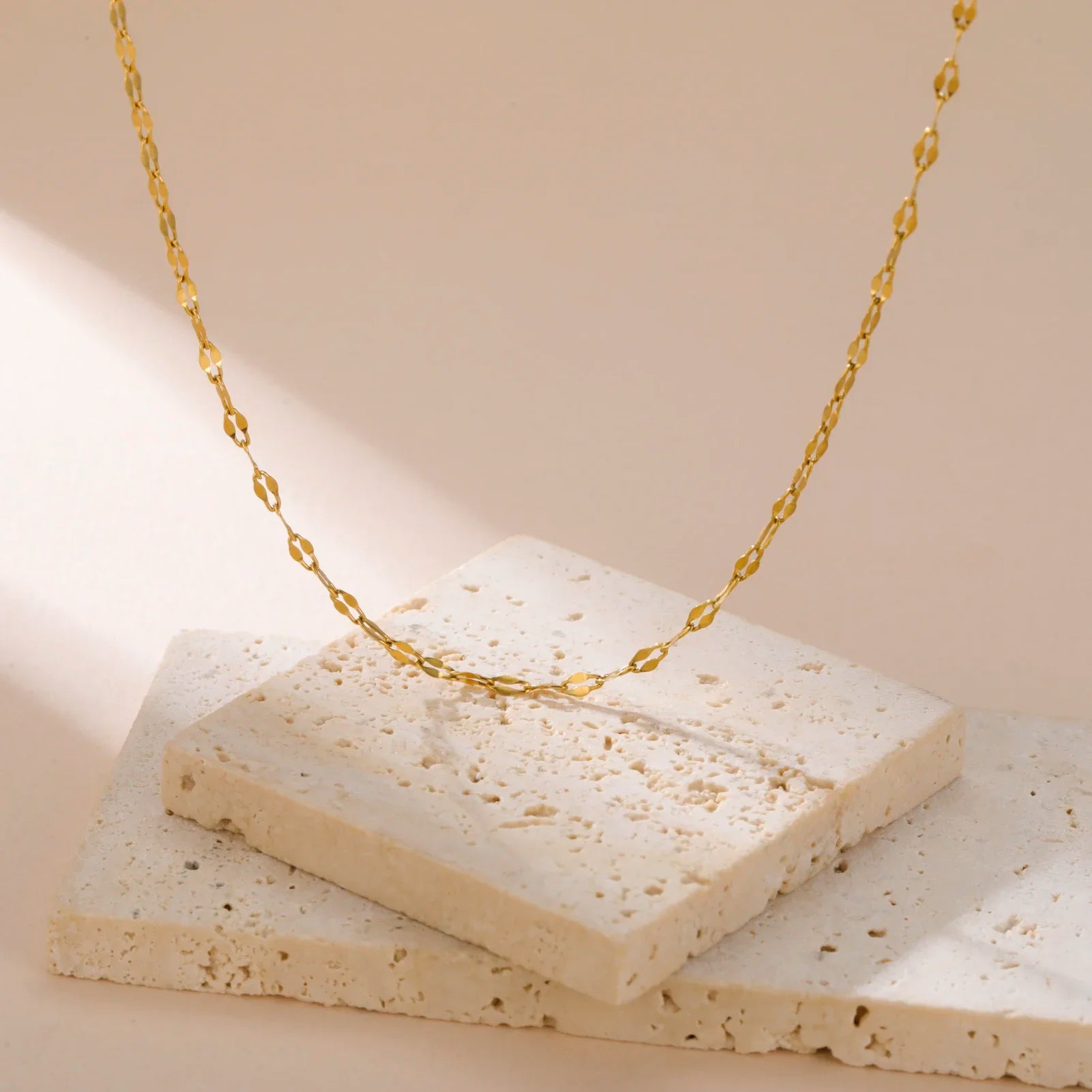 GOLD LIP CHAIN NECKLACES (5PCS)